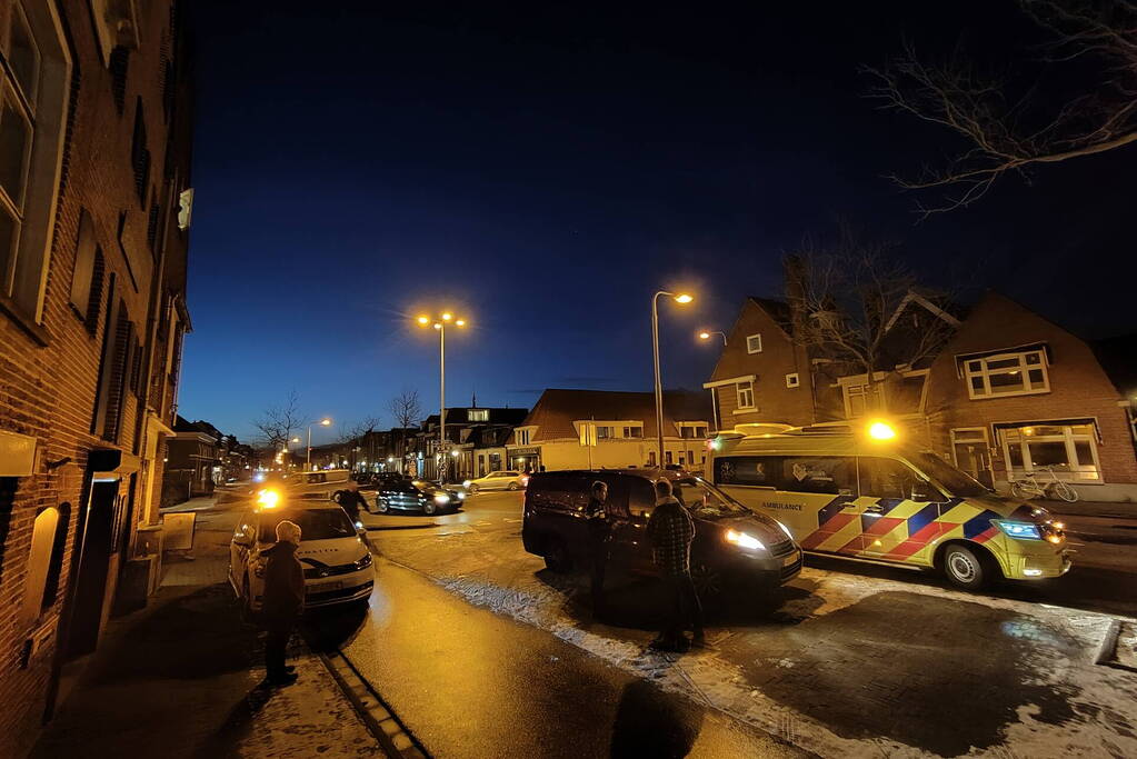 Aanrijding tussen Auto en Voetganger op Rotonde