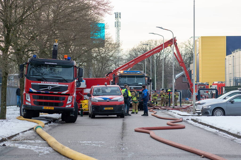 NL-alert voor grote brand in bedrijfspand