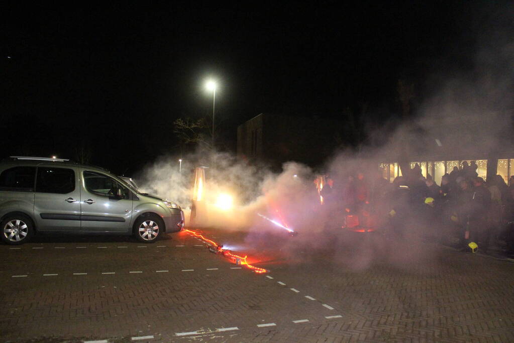 Officiële overdracht van nieuwe tankautospuit