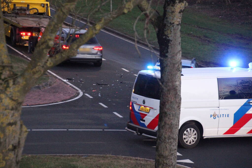 Flinke schade bij ongeval op kruising