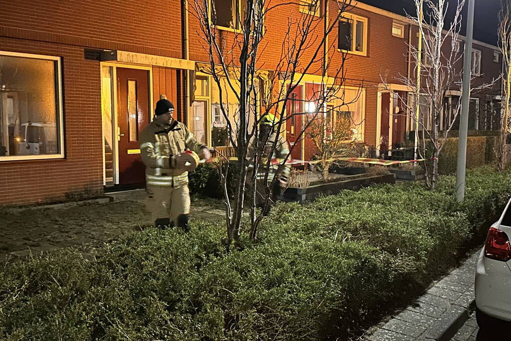 Muur van woning dreigt in te storten