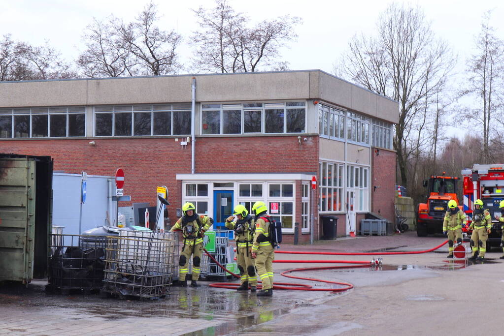 Brand in container bij milieustraat