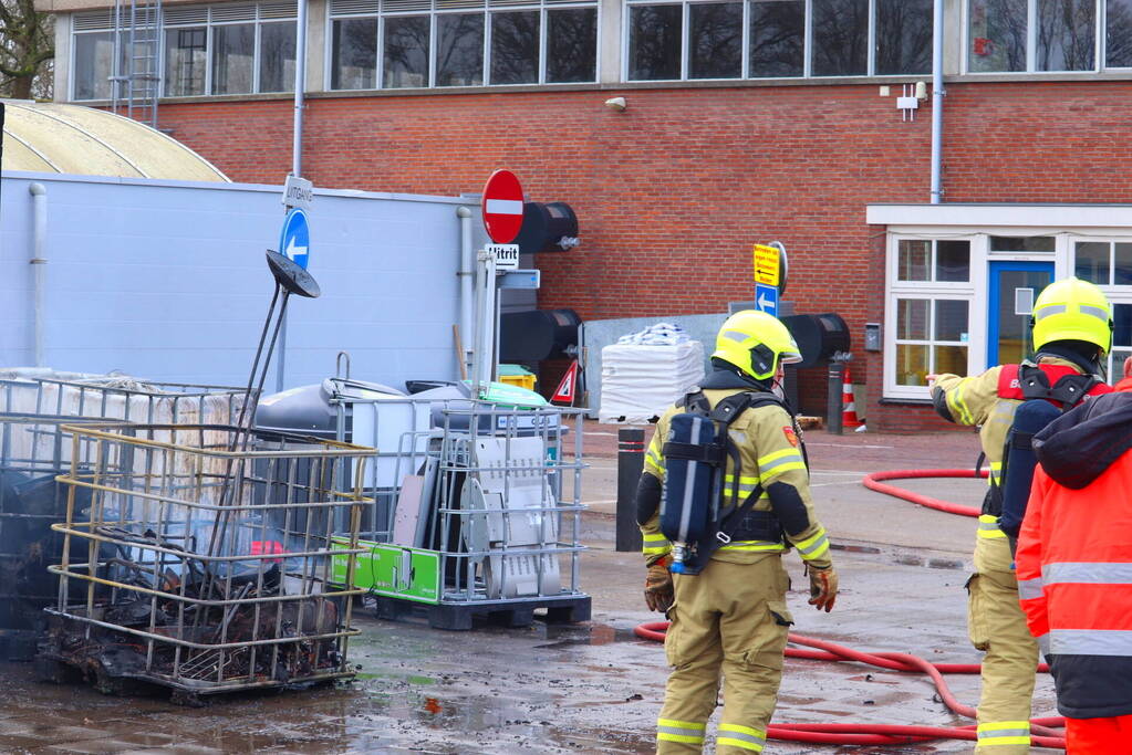 Brand in container bij milieustraat