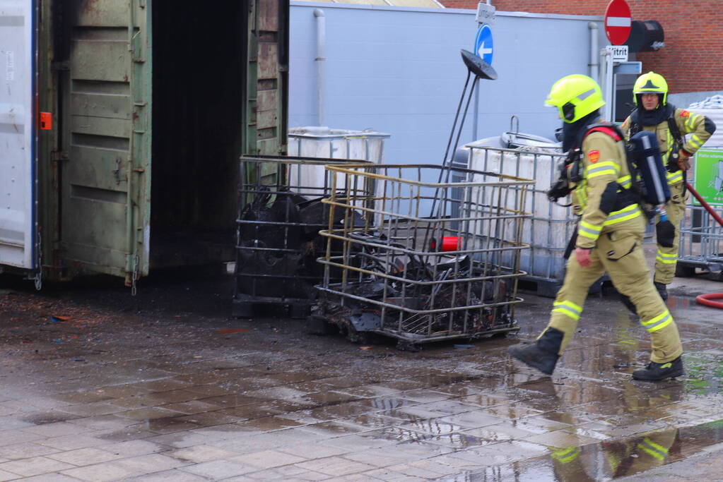 Brand in container bij milieustraat