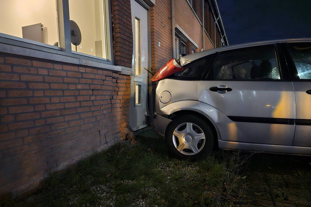 Automobilist ramt woning