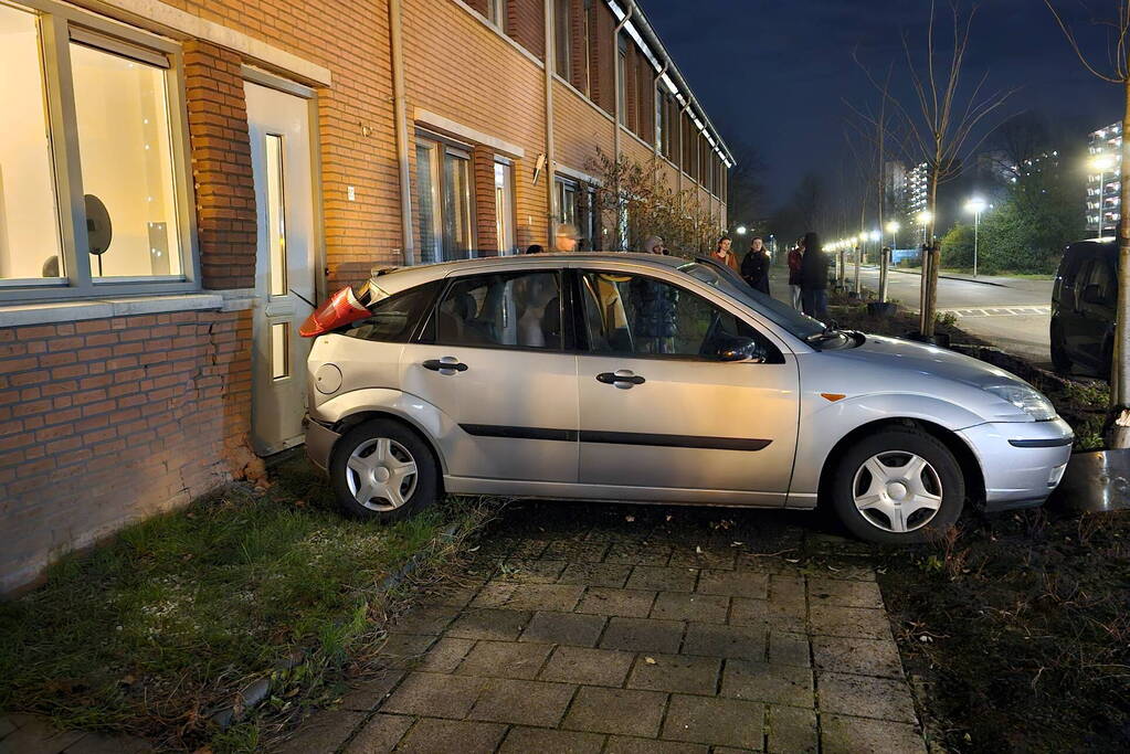 Automobilist ramt woning