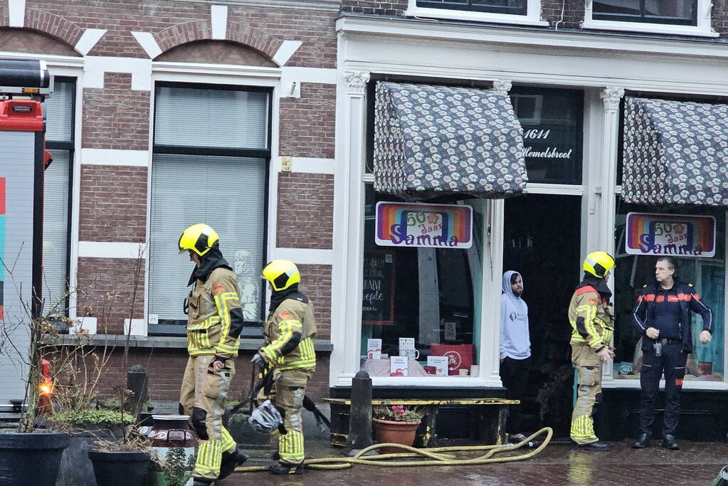 Brandweer ingezet voor rook uit stopcontact