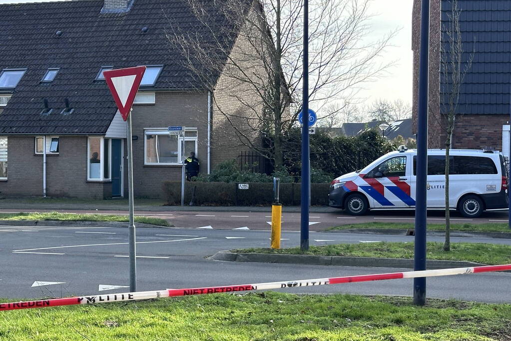 Politie sluit wijk af voor persoon met onbegrepen gedrag