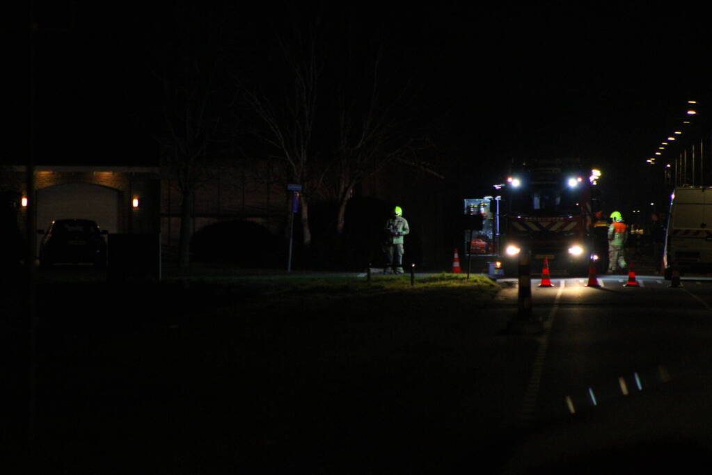 Grote gaslekkage door omver gereden gaskast