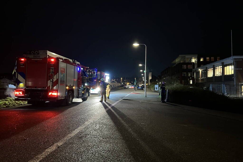 Brand in garagebedrijf snel onder controlle