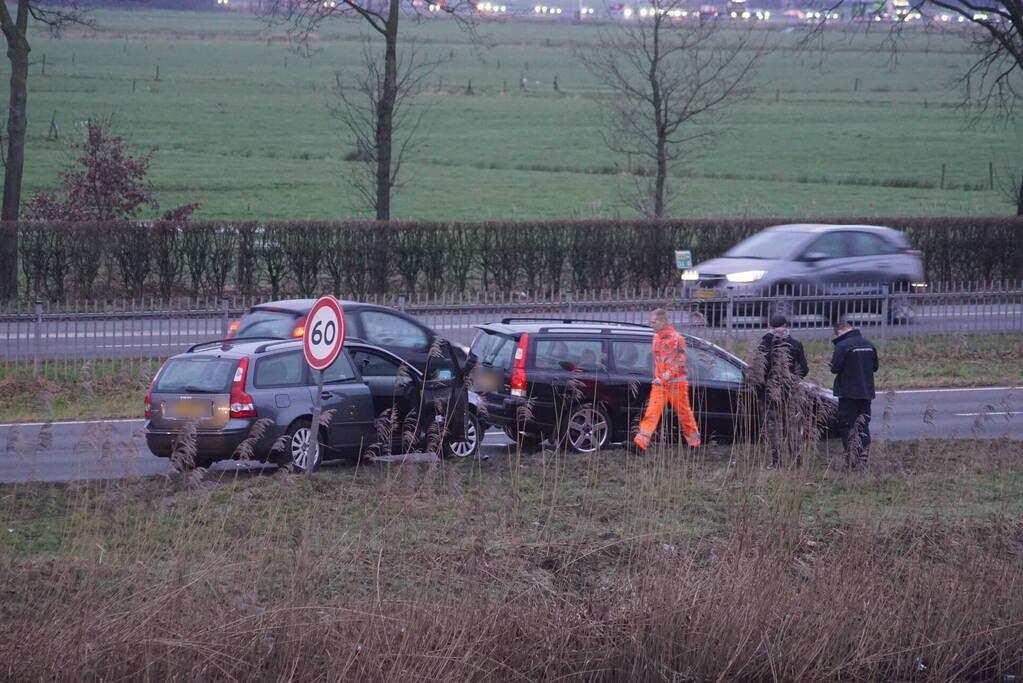 Schade bij ongeval tussen twee auto's