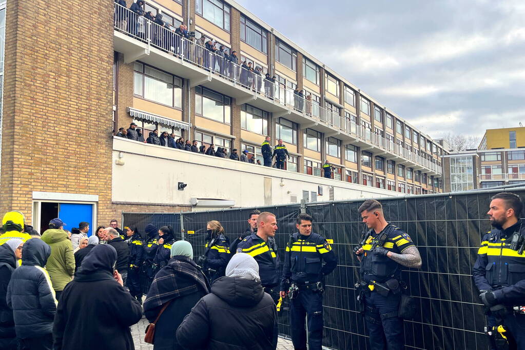 Familieleden willen rampplek bestormen