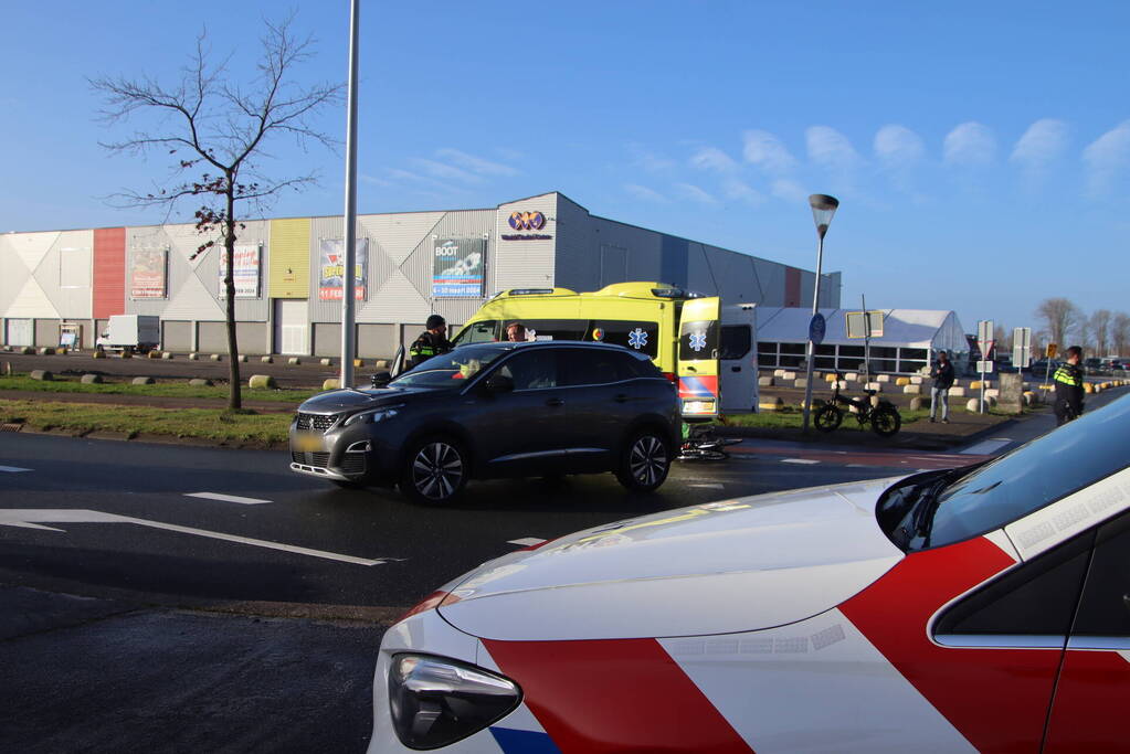 Fietser geschept door automobilist