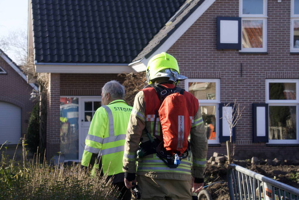 Hoofdgasleiding geraakt tijdens werkzaamheden