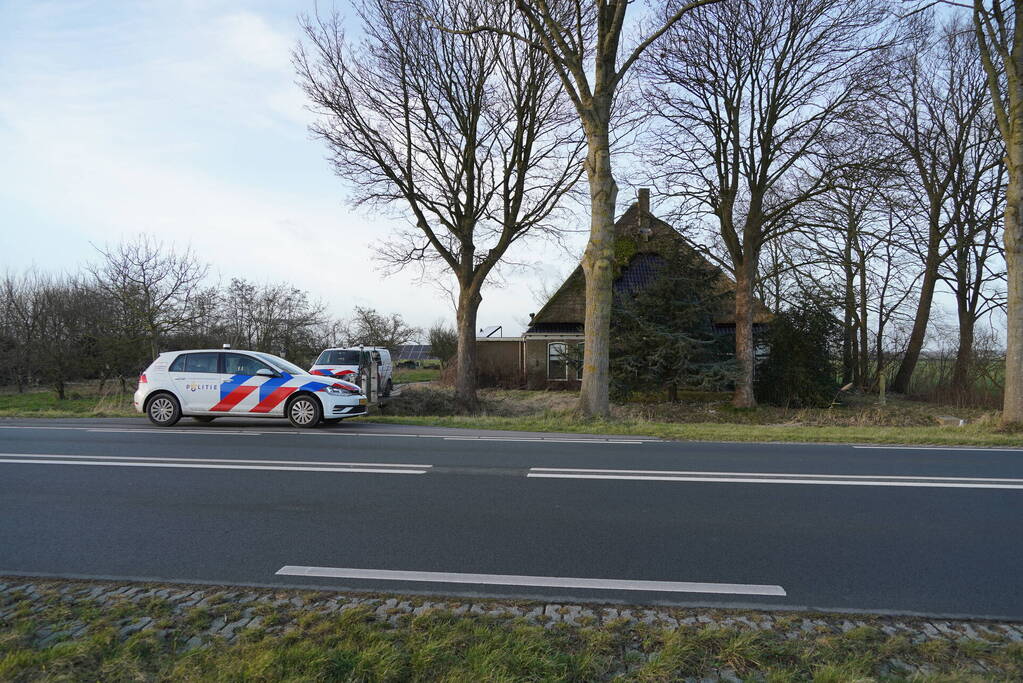 Hennepkwekerij aangetroffen in garageboxen