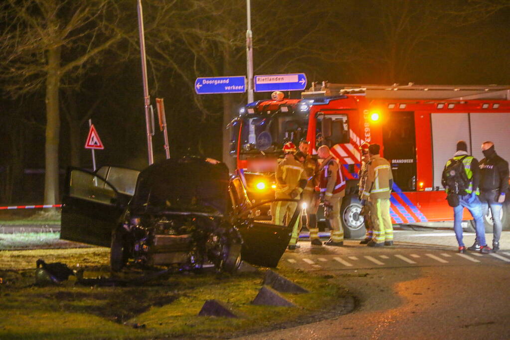 Achtervolging eindigt in ongeval met flinke schade