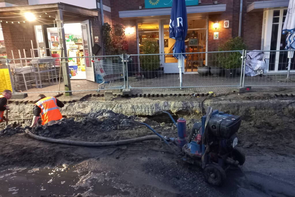 Flinke waterlekkage door breuk tijdens werkzaamheden