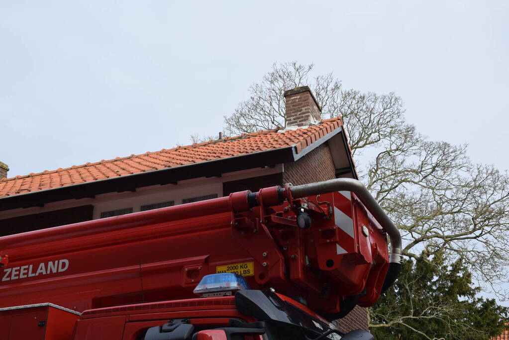 Brandweer ingezet voor schoorsteenbrand