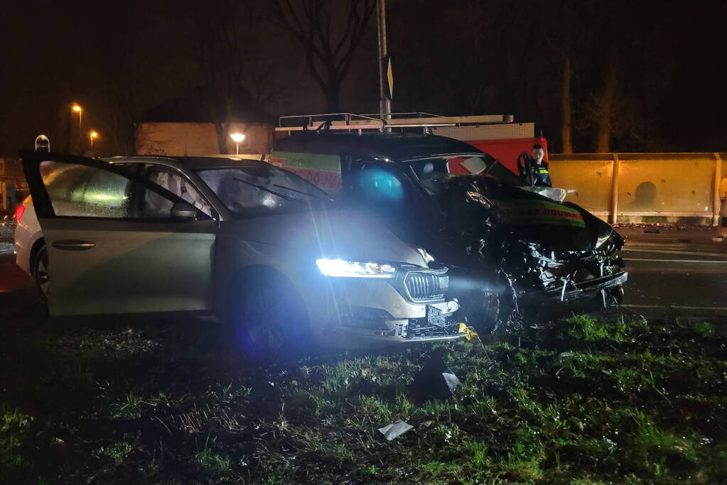 Meerdere voertuigen betrokken bij ernstig ongeval