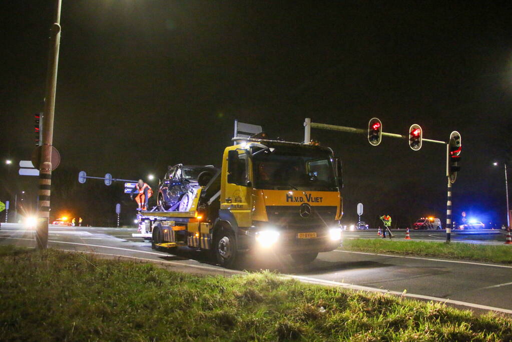 Meerdere gewonden bij fikse aanrijding