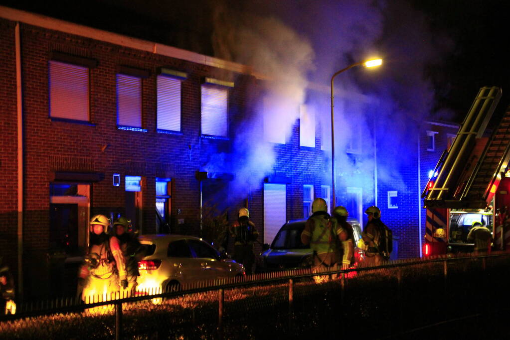 Woningen ontruimd door uitslaande brand