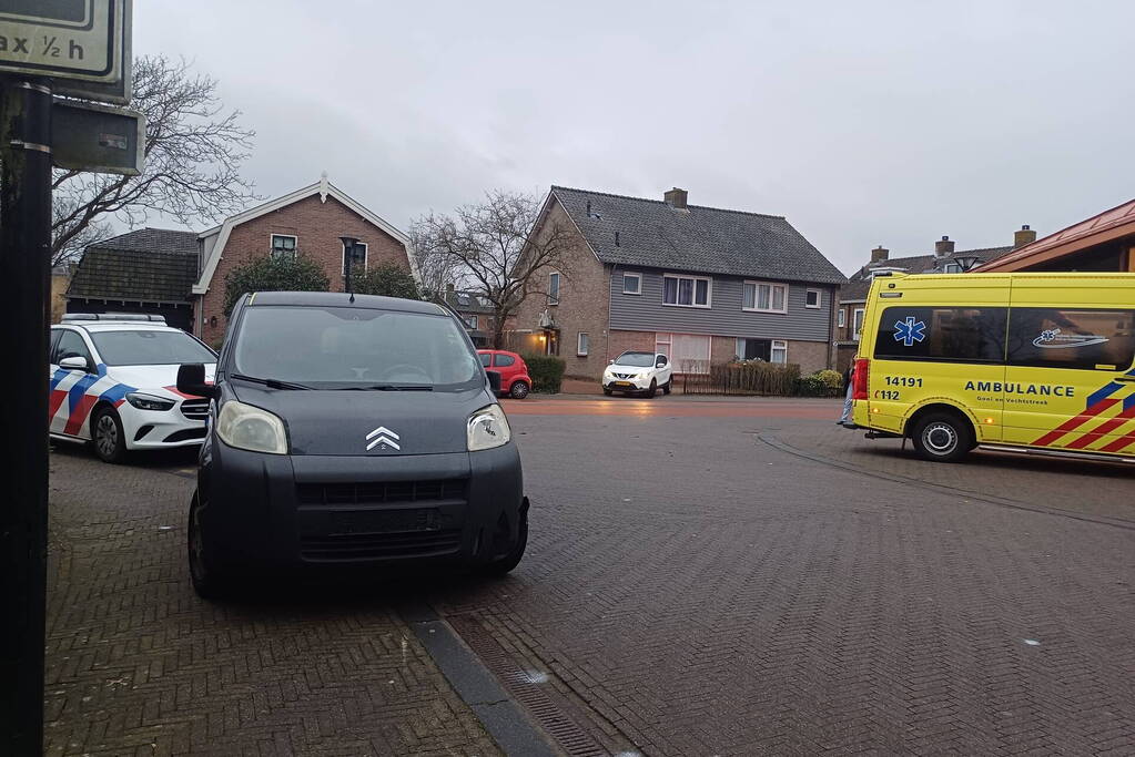 Wielrenner gewond bij botsing met bestelbus