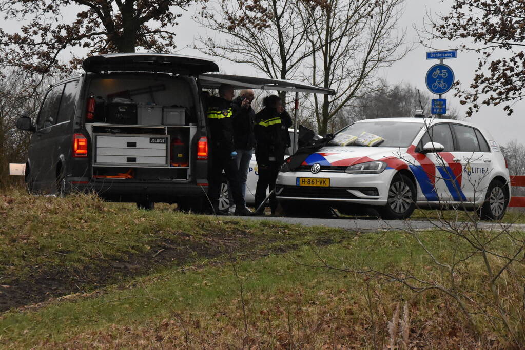 Aanhouding 23-jarige tijdens ondermijningsactie, arrestatieteam valt pand binnen na vondst drugsafval