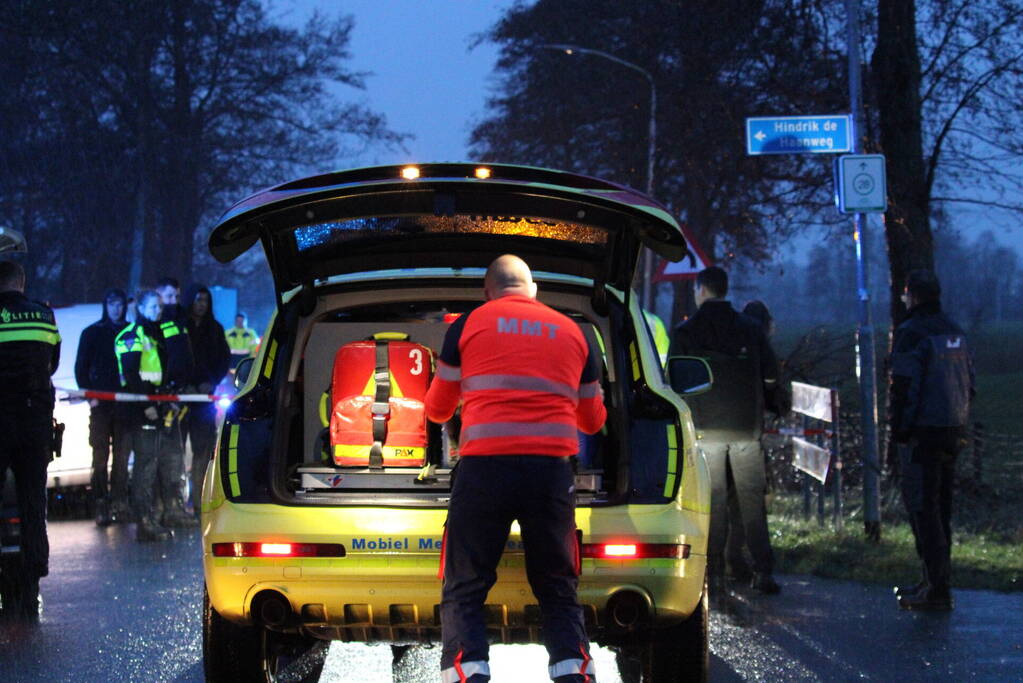 Fietser ernstig gewond bij ongeval met bestelbus