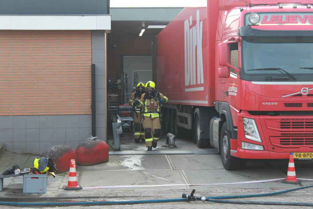 Supermarkt ontruimd vanwege gebarsten accu's