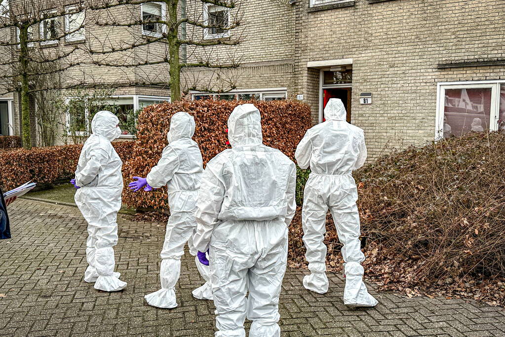 Onderzoek naar overleden persoon in woning