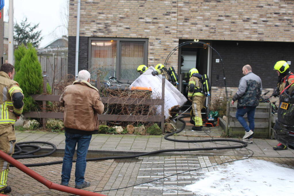 Woningbrand door kortsluiting in batterij