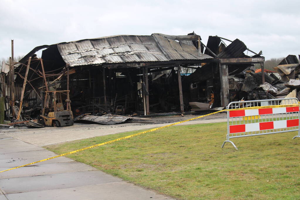 Schade goed zichtbaar na verwoestende brand