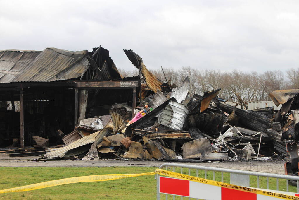 Schade goed zichtbaar na verwoestende brand