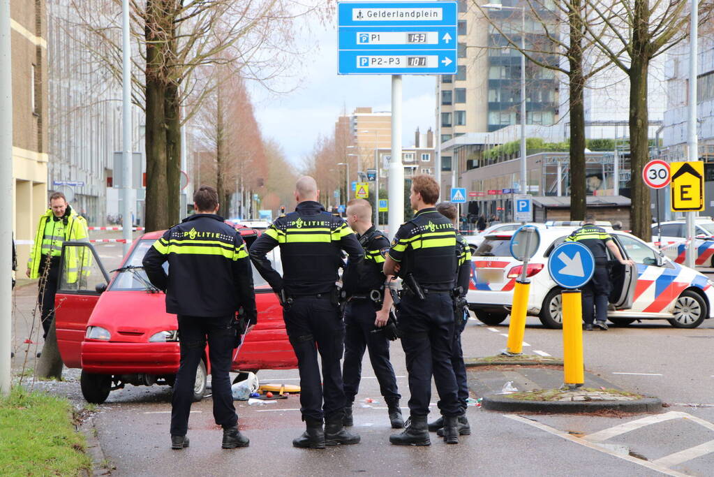 Brommobielen botsen op elkaar