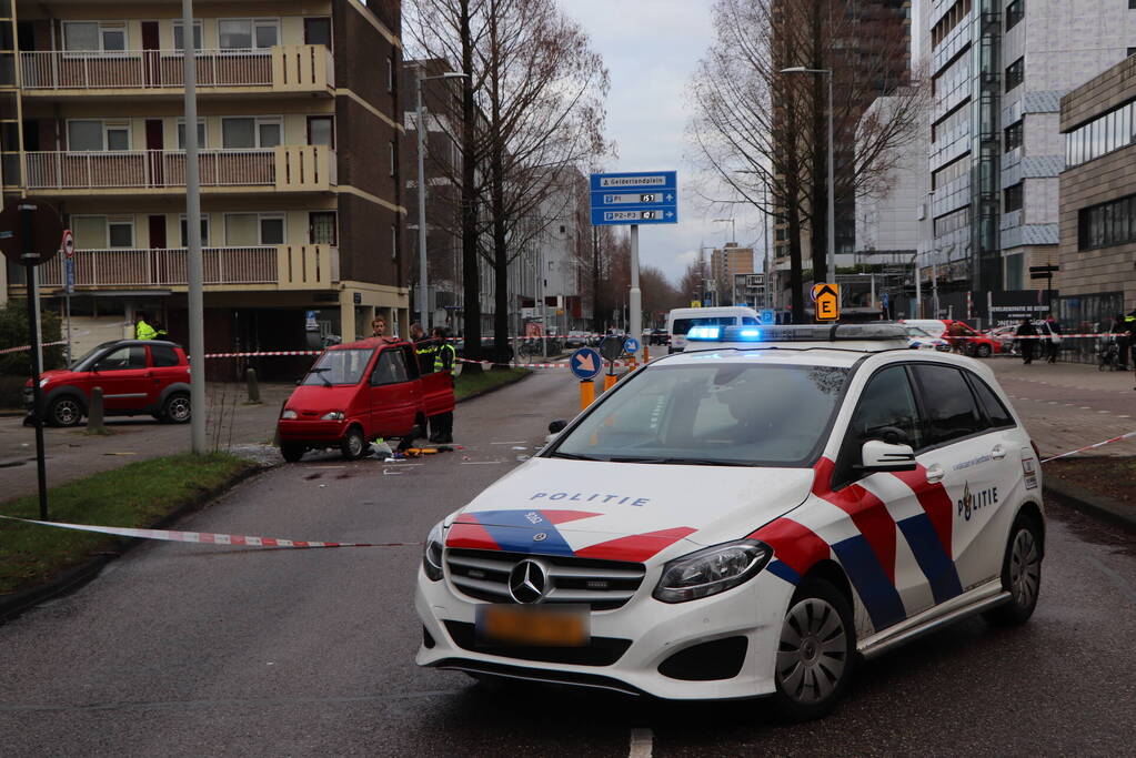 Brommobielen botsen op elkaar