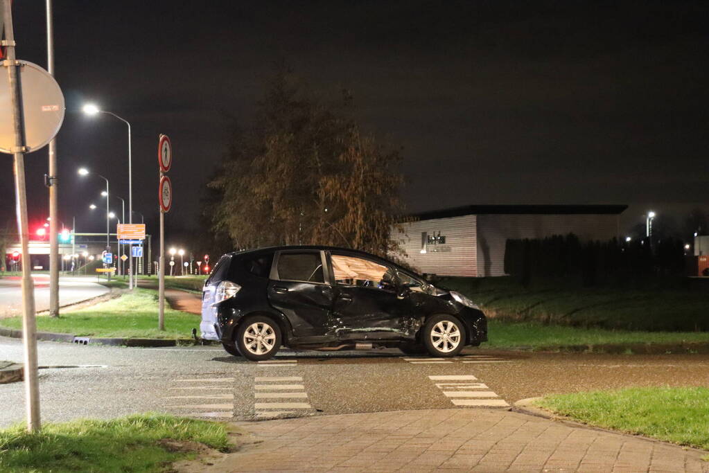 Flinke schade na botsing op kruising