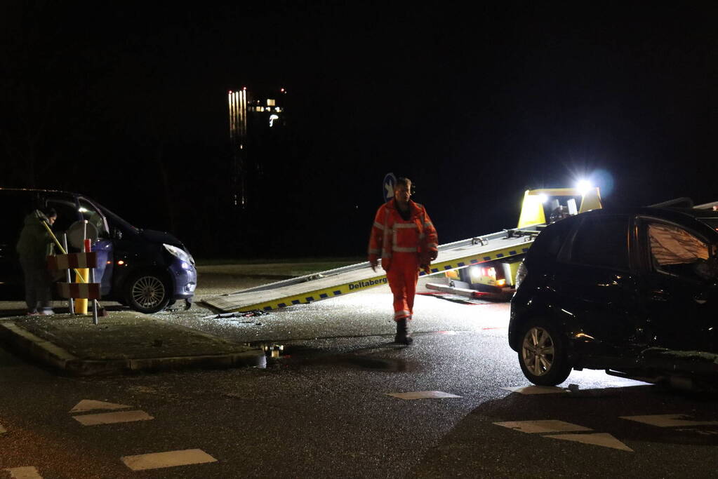 Flinke schade na botsing op kruising