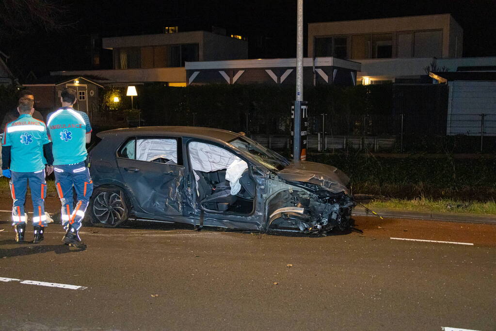 Automobilist richt ravage aan