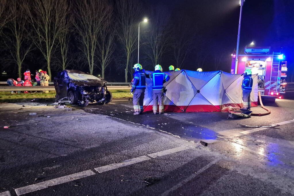 Twee doden bij ernstig ongeval op snelweg