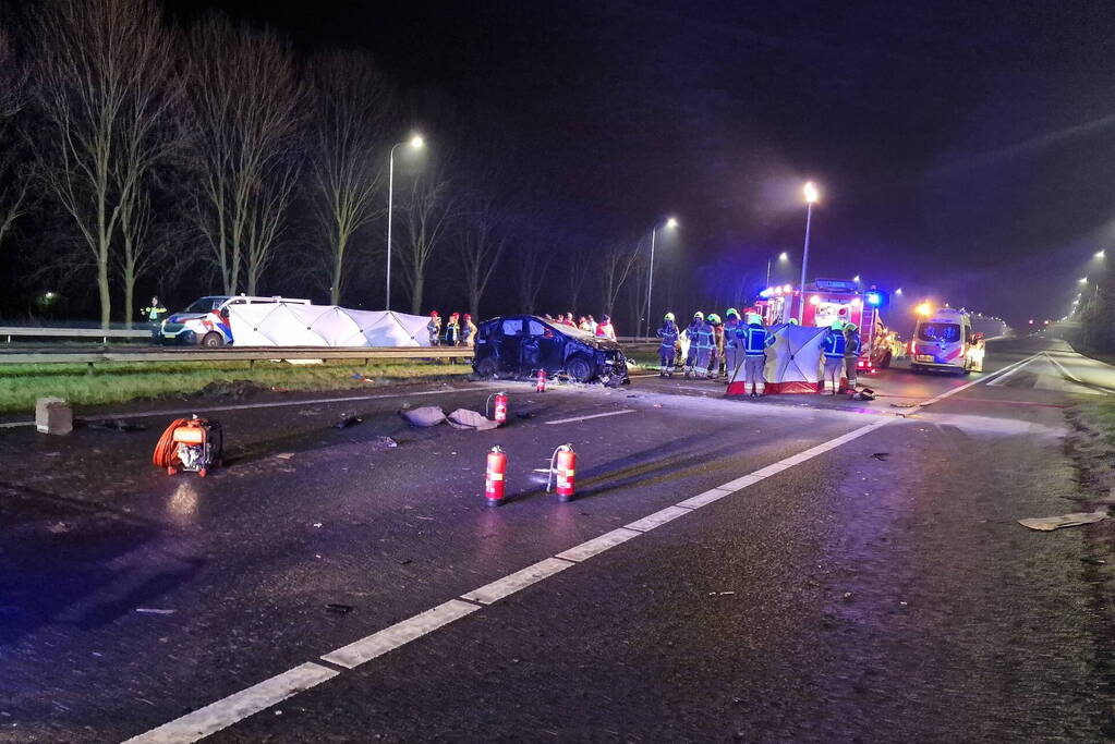 Twee doden bij ernstig ongeval op snelweg