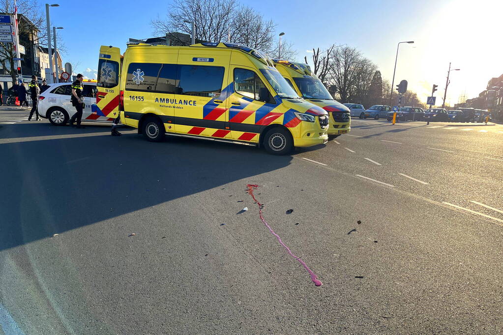 Traumateam ingezet bij aanrijding tussen lijnbus en fietser