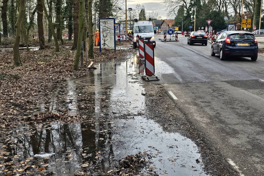 Waterlekkage veroorzaakt tijdens wegwerkzaamheden