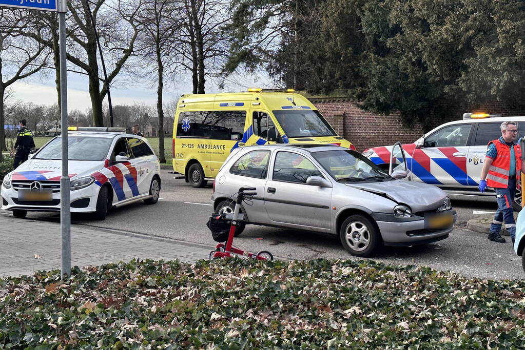 Kop-staartbotsing tussen twee voertuigen