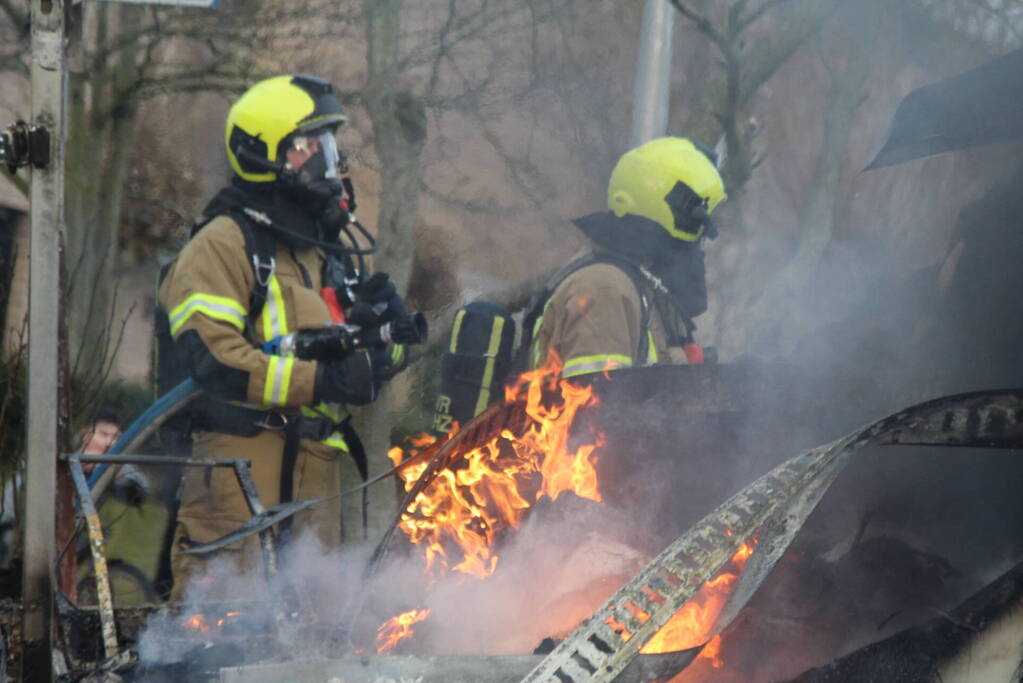 Aanhanger volledig in lichterlaaie