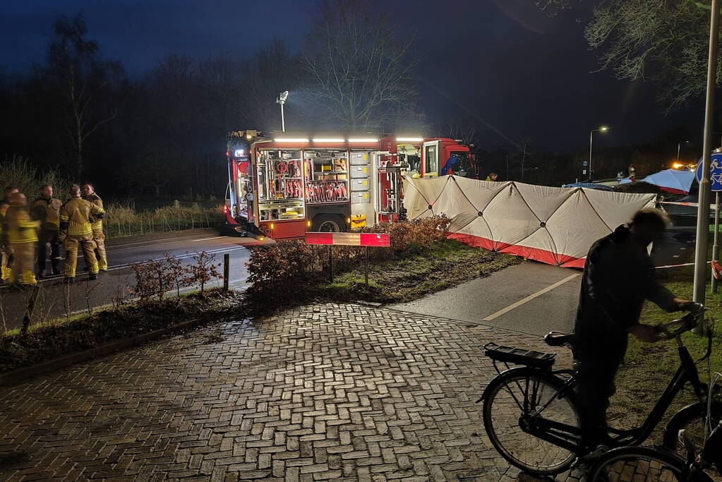 Drie doden bij frontale aanrijding tussen auto's