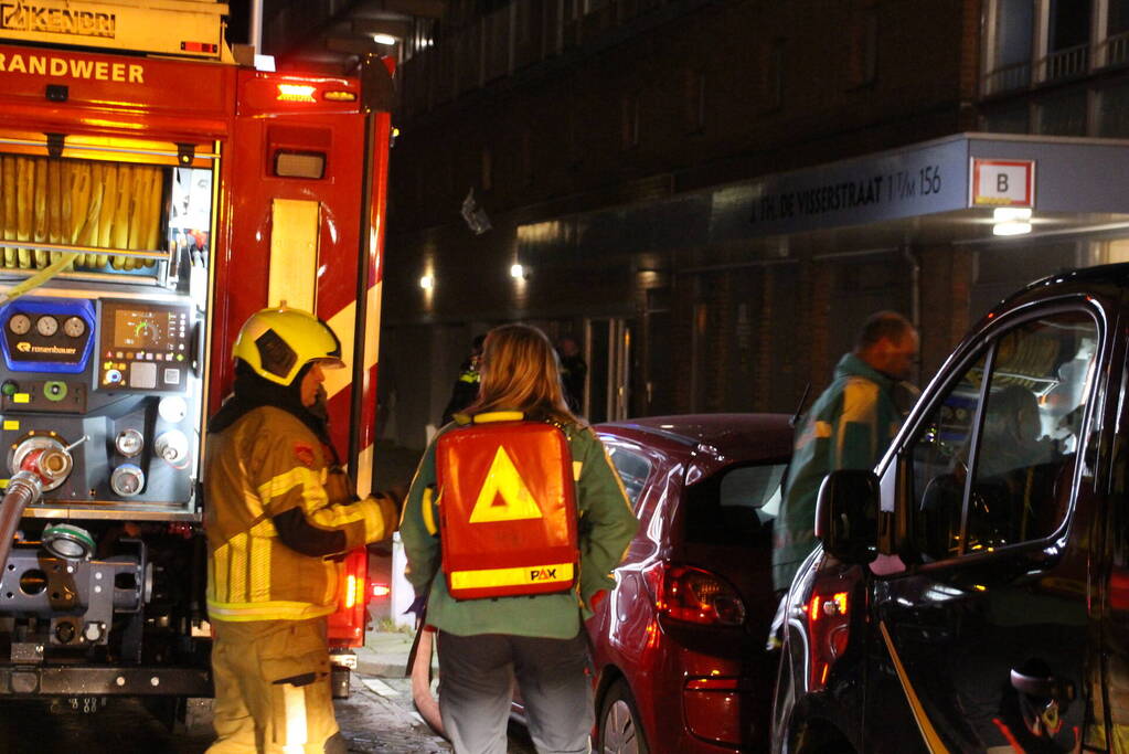 Brand op achtste verdieping van flat