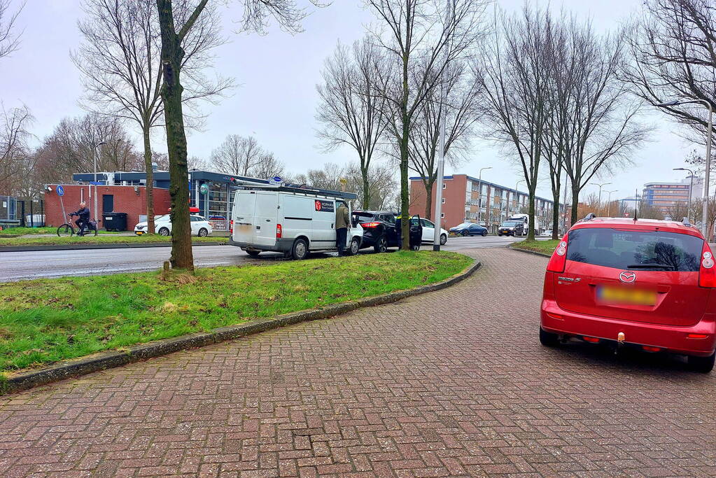 Veel schade bij kop-staart botsing