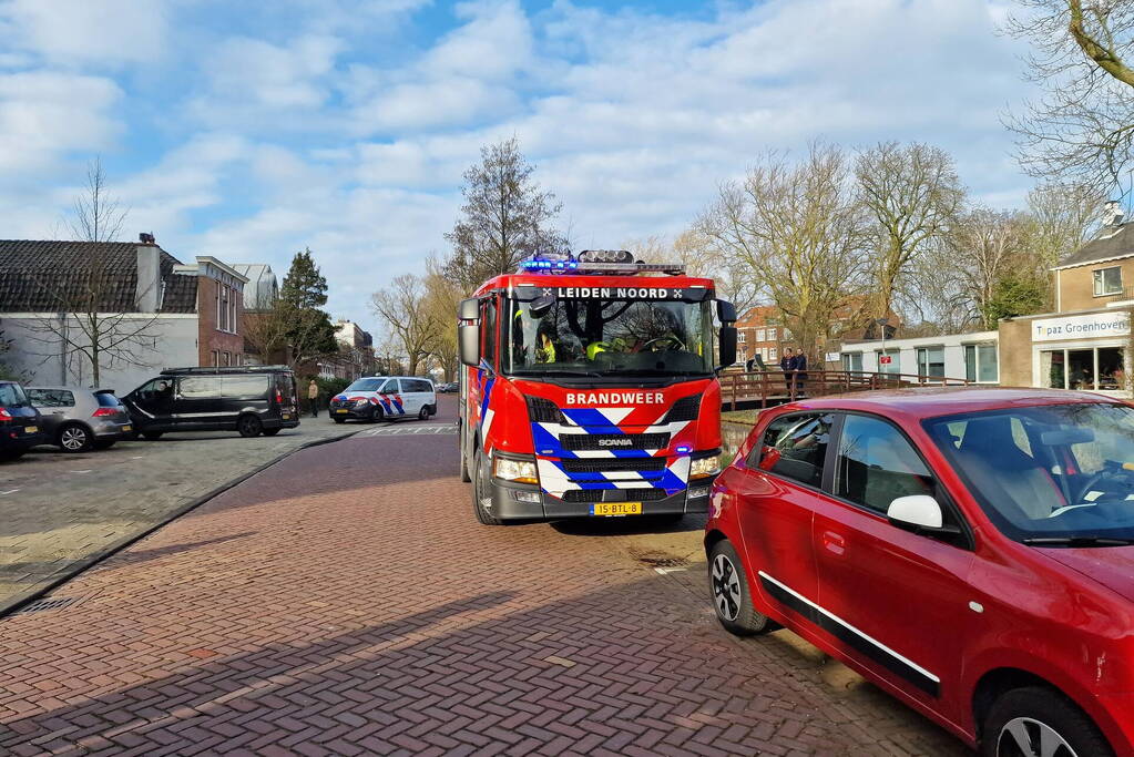 Flatgebouw ontruimd door brand