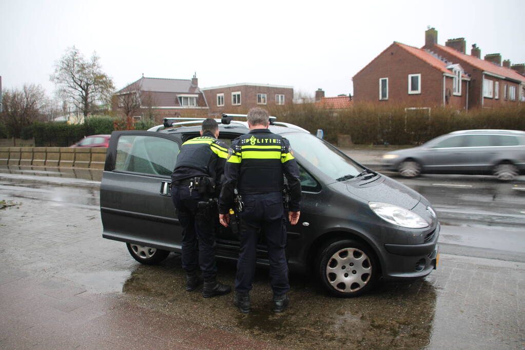 Schade bij kop-staartbotsing voor verkeerslicht