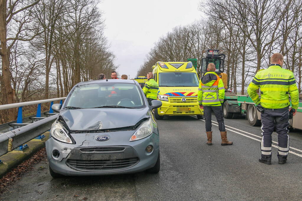 Drie gewonden bij ongeval tussen meerdere voertuigen